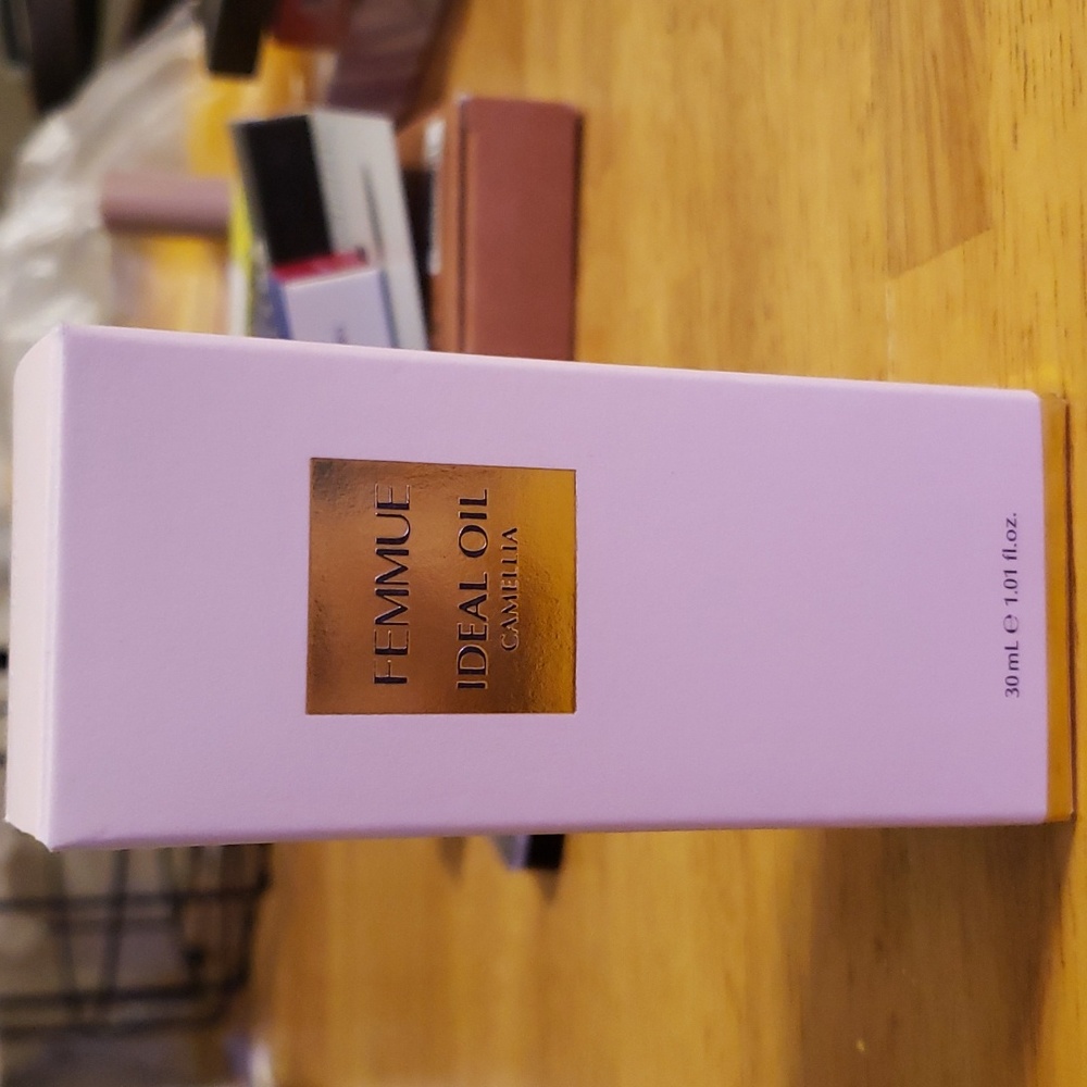 NIB Femmue Ideal Camilla Facial Oil